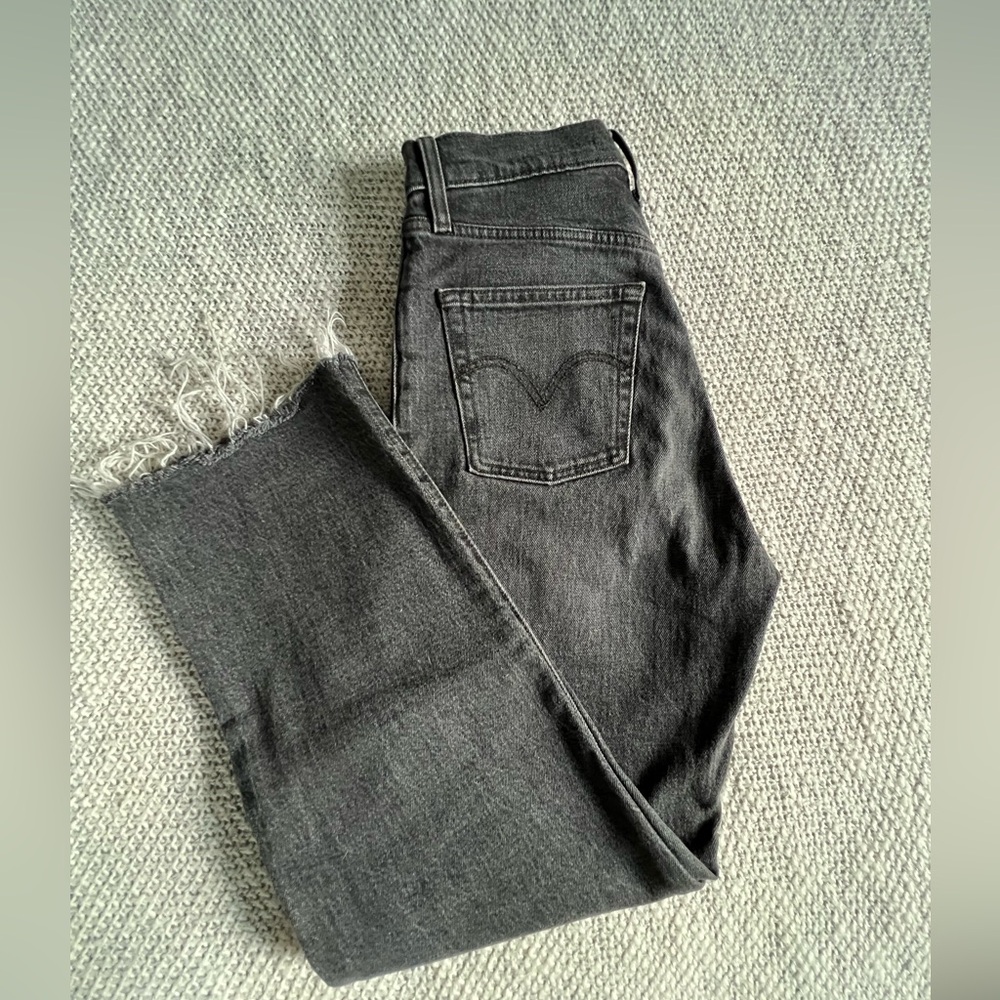 High waisted jeans